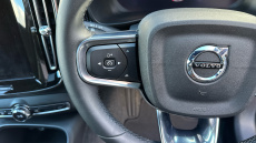 Volvo XC40 2.0 B4P Ultra Black Edition 5dr Auto Petrol Estate